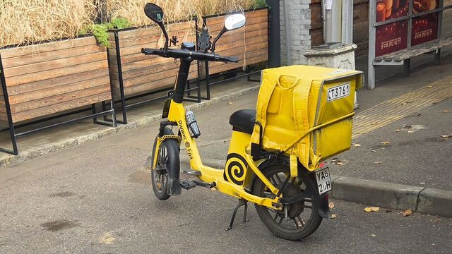 Сколько в Краснодаре зарабатывают курьеры, доставщики - kubanpress.ru, 05.11.2025