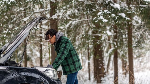 Автоэксперты рассказали, как проверить аккумулятор в Хабаровске в холодное время - Transsibinfo, 06.11.2025