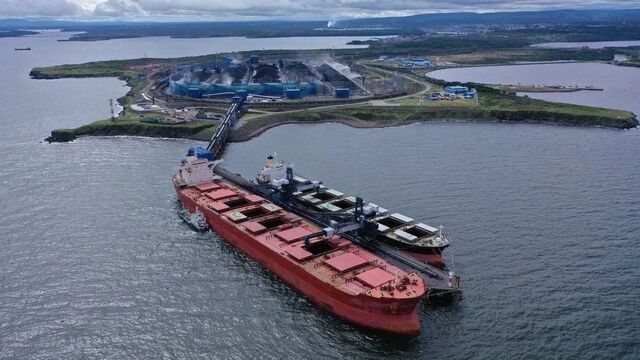 Лучший результат за годы: Дальтрансуголь нарастил среднесуточную выгрузку полувагонов - Transsibinfo, 14.11.2025