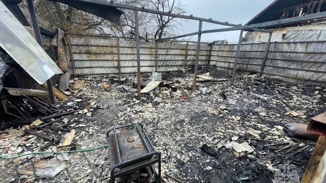 В Ростовской области сгорел пункт выдачи заказов - RostovGazeta, 19.11.2025