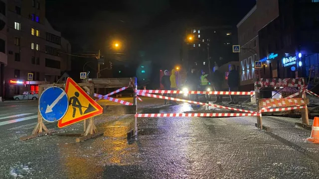 В Барнауле изменят движение транспорта из-за провала асфальта на Комсомольском - ИА Амител, 05.12.2023