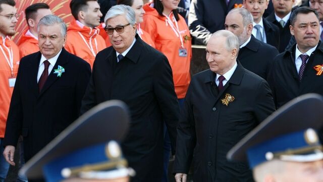 Лидеры каких стран приехали в Москву на парад Победы - ИА Амител, 09.05.2024