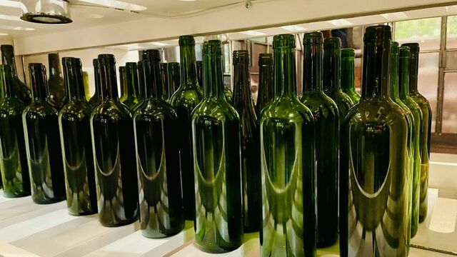 В России захотели убрать алкоголь с полок магазинов - ИА Амител, 16.05.2025