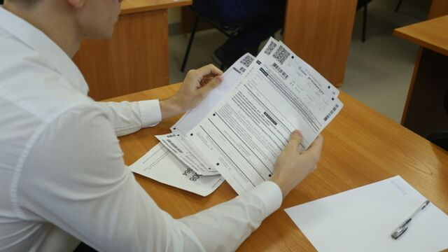 Барнаульские выпускники сдадут ЕГЭ по русскому языку 30 мая - ИА Амител, 30.05.2025