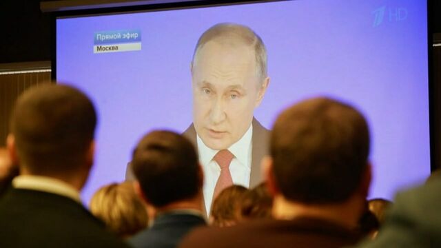 Владимир Путин отметил трудовые заслуги трех барнаульцев - ИА Амител, 17.06.2025
