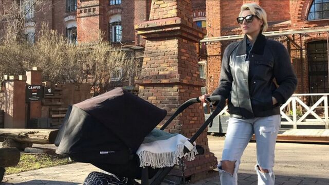 "Их выдрессировали". Как москвичка Сталева пытается вернуть увезенных в Барнаул детей - ИА Амител, 01.07.2025