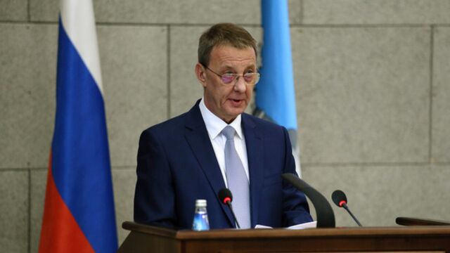 Вячеслав Франк поздравил барнаульцев с Днем семьи, любви и верности - ИА Амител, 08.07.2025