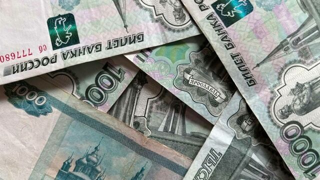 Директор ресторана, онколог и автослесарь. Какие вакансии на Алтае стали самыми "дорогими" - ИА Амител, 08.07.2025