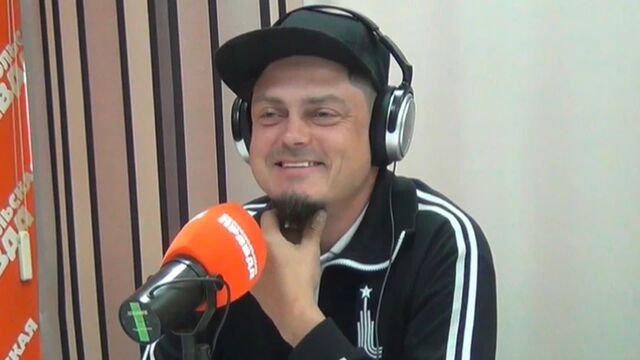 Гитары группы "Рви меха — Оркестр" потеряли в московском аэропорту - ИА Амител, 15.07.2025