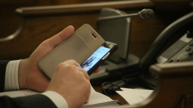 Очень неудобно: алтайский бизнес рассказал, как адаптируется к отключениям интернета - ИА Амител, 05.08.2025