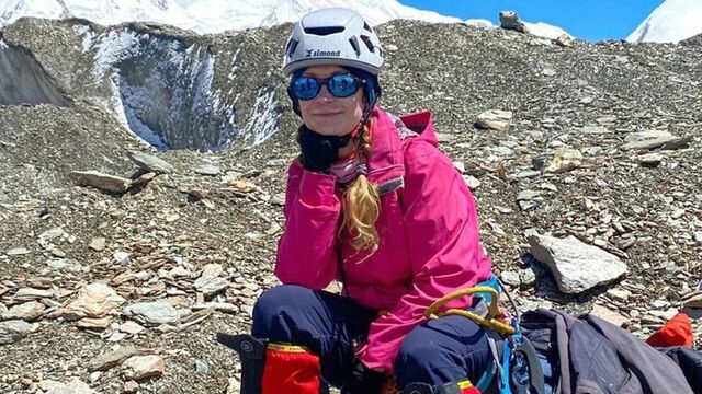 Спасатель: альпинистка Наговицина могла прожить на пике Победы около пяти дней - ИА Амител, 30.08.2025