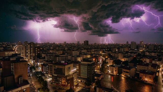 Ливни, грозы и крупный град. Штормовое предупреждение объявили в Алтайском крае на три дня - ИА Амител, 30.08.2025