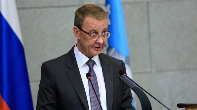 Вячеслав Франк поздравил барнаульцев с Днем знаний - ИА Амител, 01.09.2025