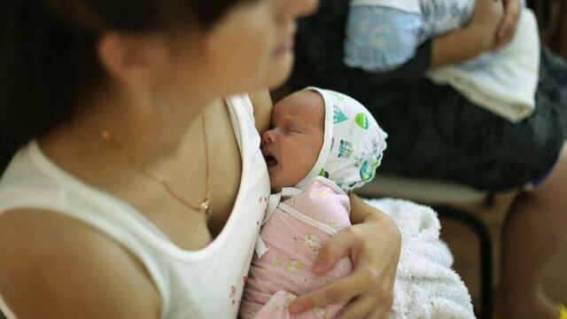 Аврелий и Ингрид. Названы самые редкие и популярные имена новорожденных на Алтае - ИА Амител, 03.09.2025