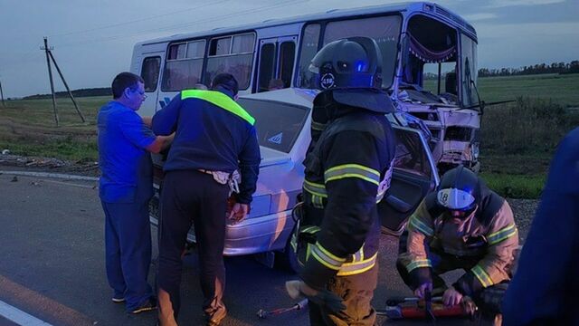 Водитель погиб в ДТП с автобусом на трассе под Бийском - ИА Амител, 13.09.2025