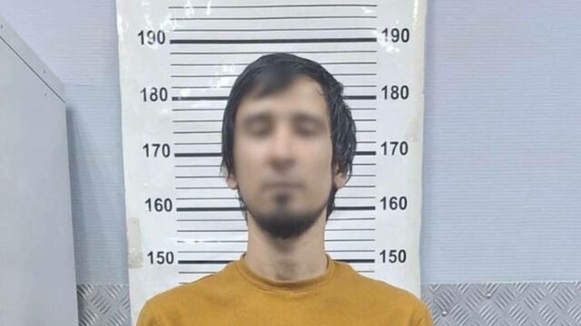 Мигрант домогался 14-летней школьницы в метро Петербурга - ИА Амител, 24.10.2025