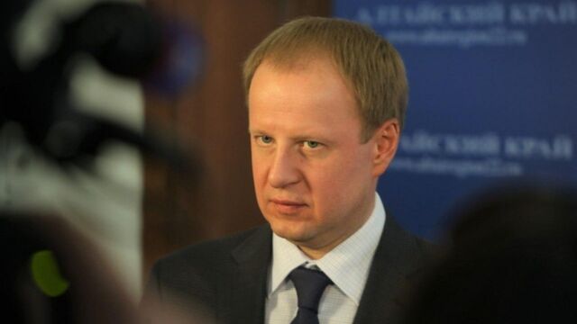 Томенко и Романенко поздравили алтайских таможенников с профессиональным праздником - ИА Амител, 25.10.2025