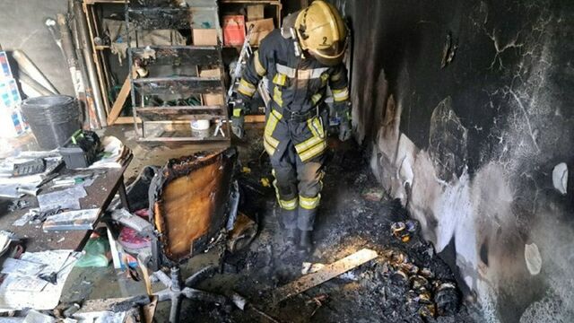 Загорелась бытовка. Подробности пожара в строящейся школе по улице Попова в Барнауле - ИА Амител, 27.10.2025