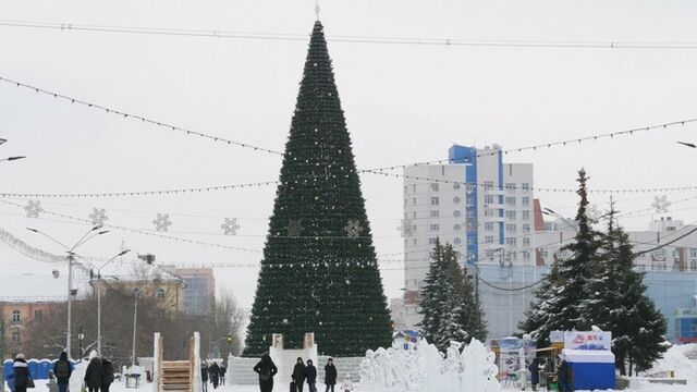 Мэрия Барнаула готова потратить 582 тысячи рублей на открытие главной городской елки - ИА Амител, 31.10.2025