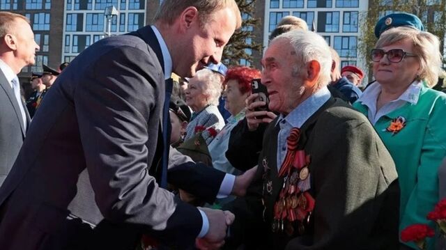 Виктор Томенко поздравил жителей Алтайского края с Днем народного единства - ИА Амител, 04.11.2025