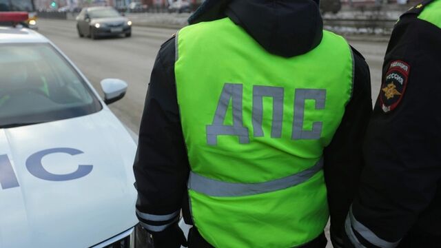 Инспекторы ГАИ провели рейд "Тонировка" под собственный рэп в Барнауле - ИА Амител, 06.03.2026