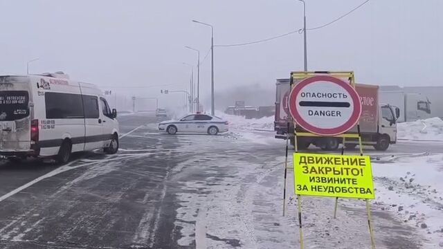 Более 50 автомобилей слетели с трасс за сутки в Алтайском крае, где бушует непогода - ИА Амител, 13.03.2026