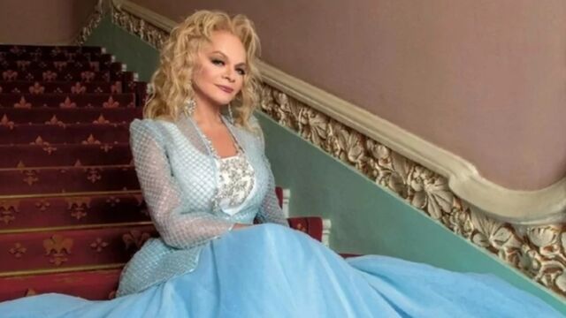 Часть зрителей покинула зал во время выступления Долиной в Петербурге - ИА Амител, 18.03.2026