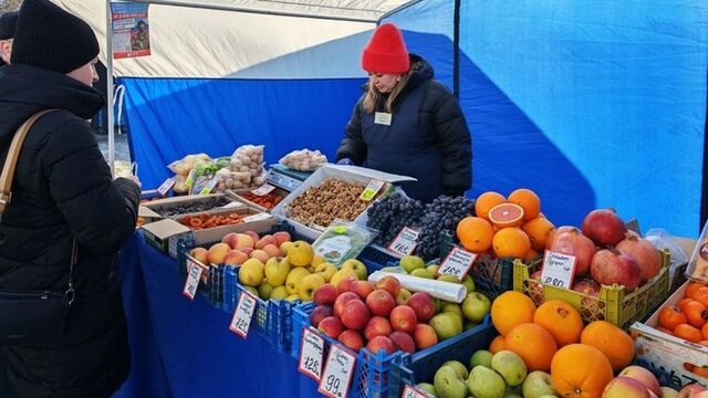 Жители Барнаула потратили на субботних ярмарках более 11 млн рублей - ИА Амител, 22.03.2026