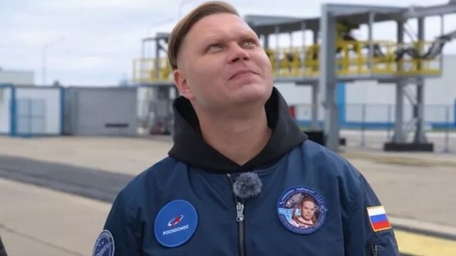 Лидер барнаульской "Комнаты культуры" Женя Трофимов побывал на главном космодроме России - ИА Амител, 31.03.2026