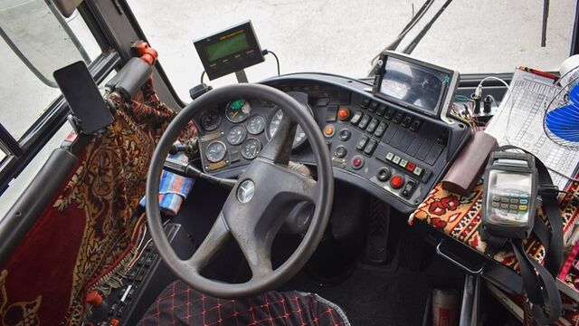 Городам Алтайского края к 2030 году массово закупят сотни автобусов и трамваев Городам Алтайского края к 2030 году массово закупят сотни автобусов и трамваев - ИА Амител, 31.03.2026