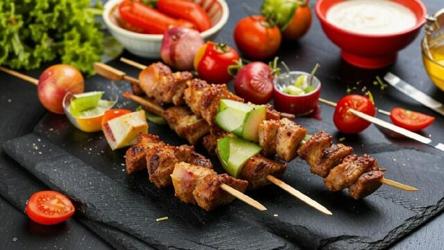 В Роспотребнадзоре рассказали, как правильно жарить шашлык и сколько его можно хранить - ИА Амител, 29.04.2026