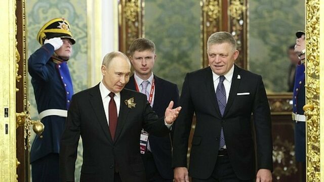 Премьеру Словакии разрешили прилететь в Москву на парад Победы - ИА Амител, 02.05.2026