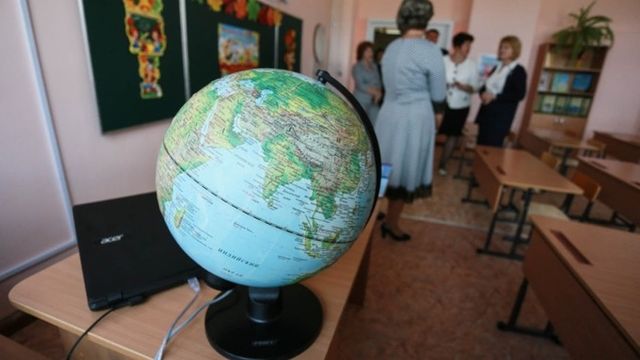 Барнаульским выпускникам напомнили даты вручения аттестатов - ИА Амител, 25.06.2026