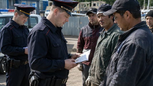 Почти 44 тысячи иностранцев выдворили из России за полгода - ИА Амител, 27.07.2026