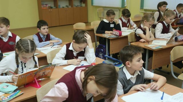 Академик РАН оценил идею отменить учебу по субботам для школьников Академик РАН оценил идею отменить учебу по субботам для школьников - ИА Амител, 13.08.2026