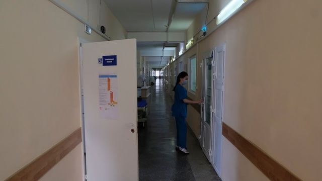 В Алтайском крае инвалид год не могла покинуть психбольницу из‑за проволочек с документами - ИА Амител, 14.08.2026