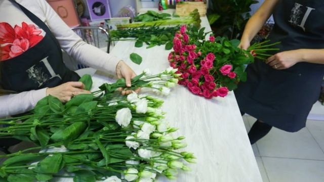 Роспотребнадзор дал советы по выбору цветов к 1 сентября - ИА Амител, 29.08.2026