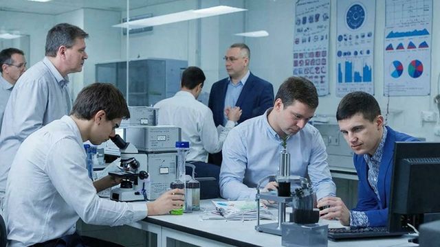 Ученые вырастили человеческую кору мозга у мышей на месте их собственной - ИА Амител, 21.09.2026
