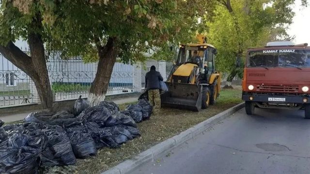 Барнаул готовят к холодам. В городе стартовал осенний месячник чистоты - ИА Амител, 01.10.2026