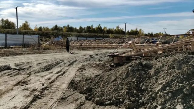 Машинист пострадал при падении башенного крана в Бийске - ИА Амител, 02.10.2026