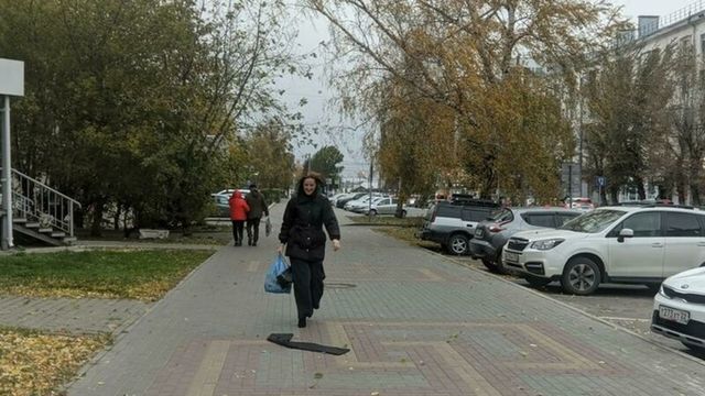 Центр без электричества и поваленные деревья. Какие последствия принес ураган в Барнауле - ИА Амител, 09.10.2026