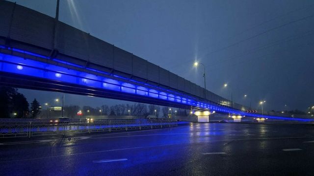 Почти новый год. В Барнауле зажглась новая развязка на Змеиногорском тракте - ИА Амител, 16.10.2026
