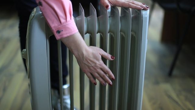 "Температура опустилась до 12,6 °C". Барнаульцы пожаловались на отсутствие отопления - ИА Амител, 18.10.2026
