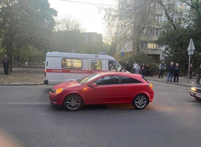 В Ростове водитель сбила школьника, переходившего дорогу в неположенном месте - ДОН24, 01.10.2024