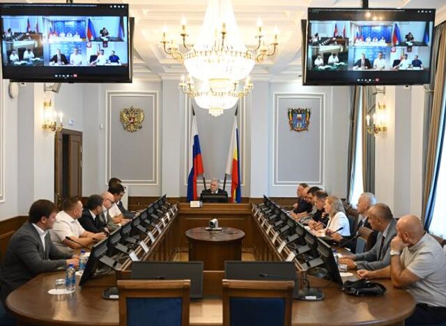 На Дону необходимо на законодательном уровне решать проблему нелегальных пассажирских перевозок - ДОН24, 18.07.2025