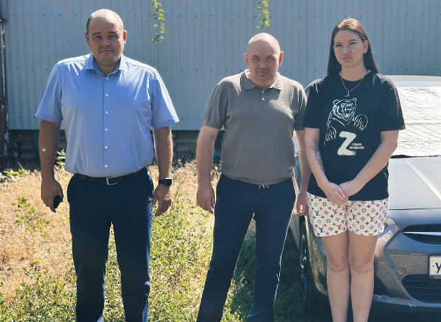 В Новочеркасске помогли женщине восстановить автомобиль, пострадавший при атаке БПЛА - ДОН24, 30.07.2025