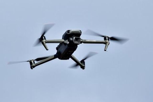 Лесопосадка возле М-4 «Дон» загорелась после падения БПЛА в Ростовской области - ДОН24, 31.07.2025