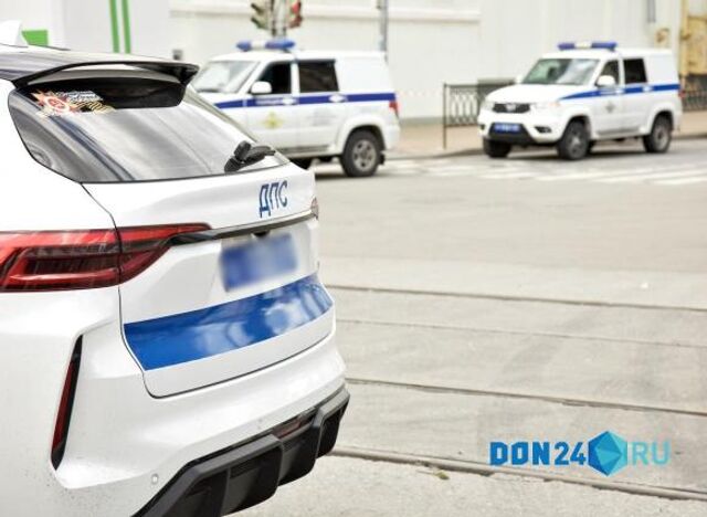 На трассе в Ростовской области автомобиль насмерть сбил неустановленного пешехода - ДОН24, 28.10.2025