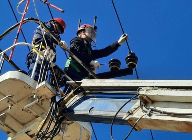 "Россети Юг": электроснабжение Таганрога практически восстановлено "Россети Юг": электроснабжение Таганрога практически восстановлено - ДОН24, 09.11.2025