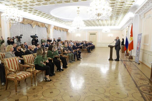 В Челябинске поблагодарили волонтеров «Народного фронта» - Южноуральская панорама, 19.04.2025